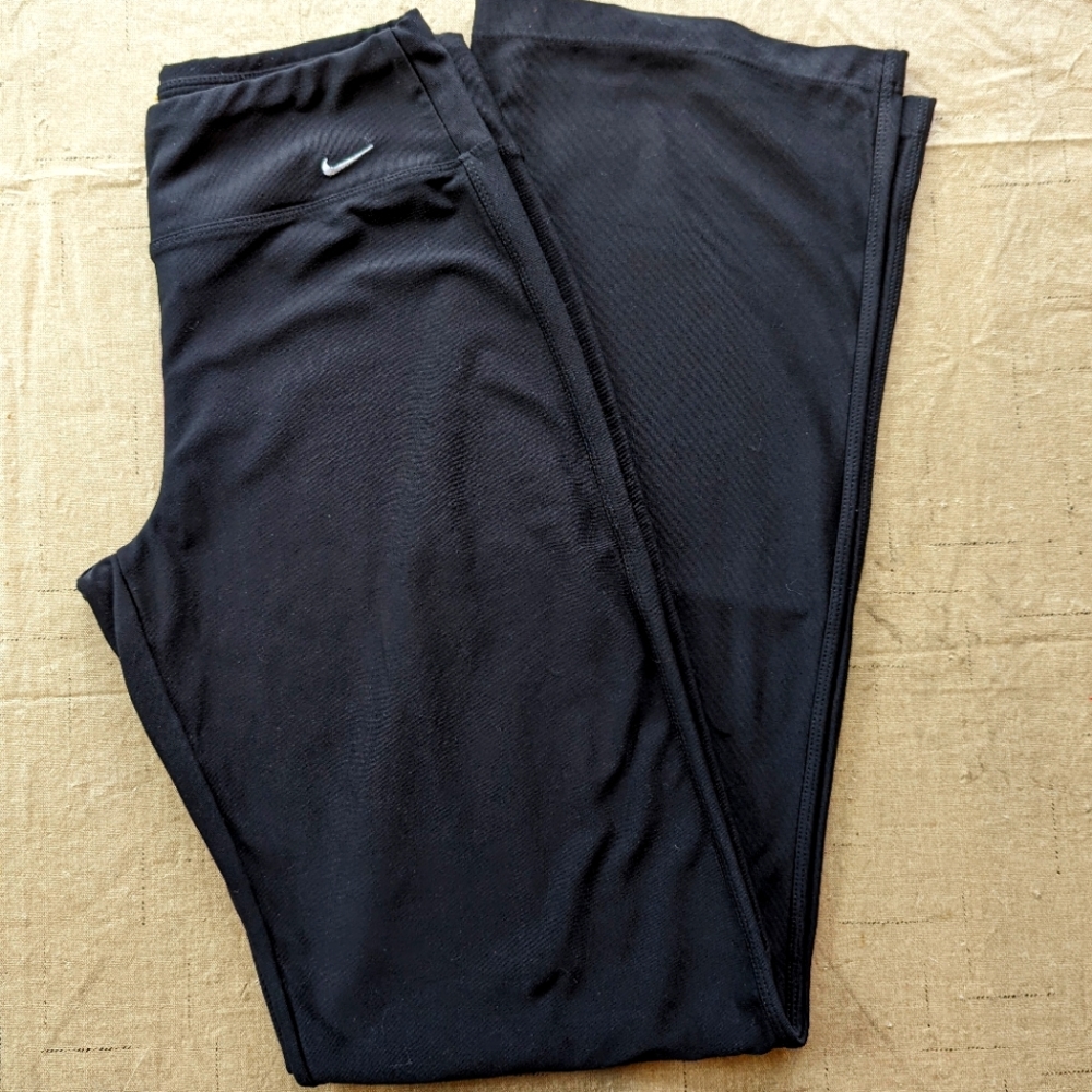 Nike Fit Dry Yoga Pants. Black. Size XS. Gently Worn.
